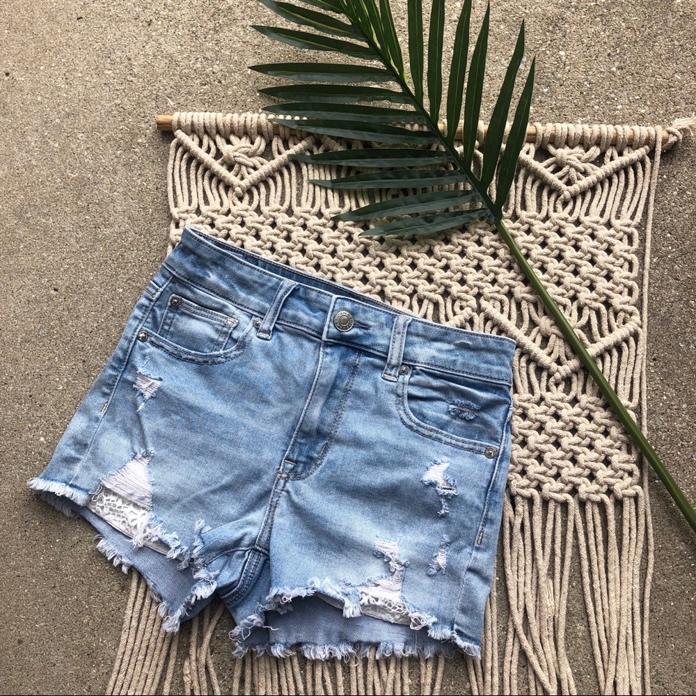 American Eagle Distressed Shorts Hi-Rise Shortie